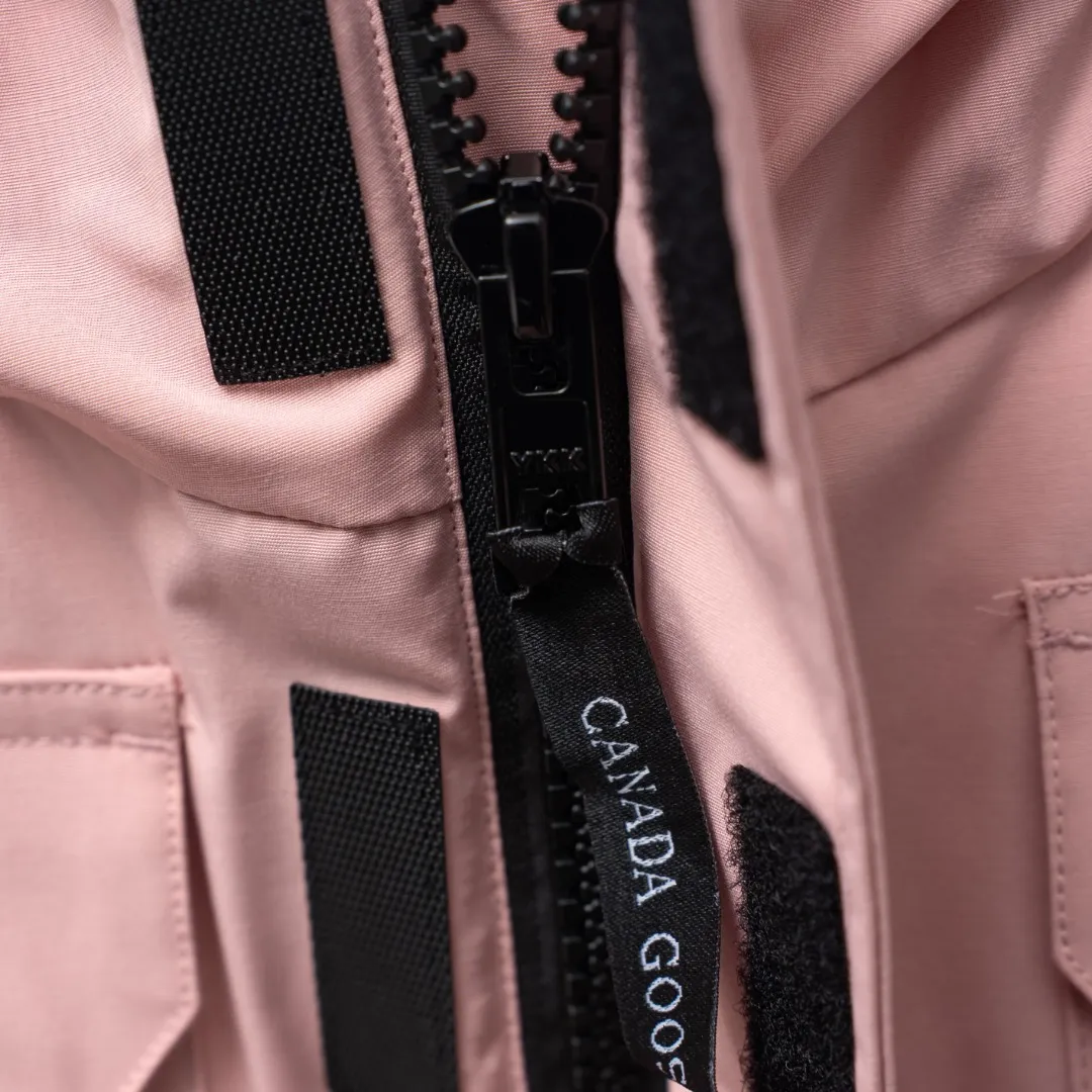 P660 CANADA GOOSE丨Canada Goose C08 children's clothing, children's hooded down jacket Color: Shapi Pink Size: 110-160